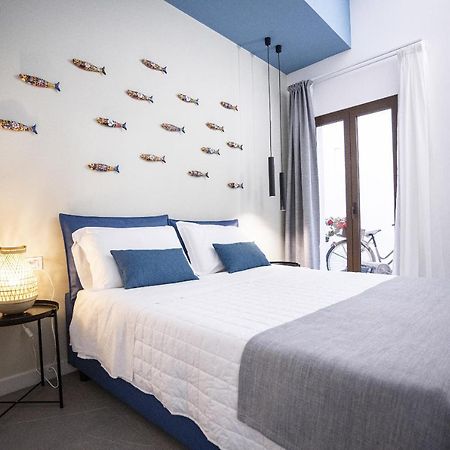 Acquaro Suite Apartments サン・ヴィート・ロ・カーポ エクステリア 写真