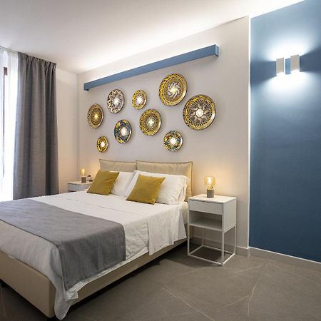 Acquaro Suite Apartments サン・ヴィート・ロ・カーポ 部屋 写真