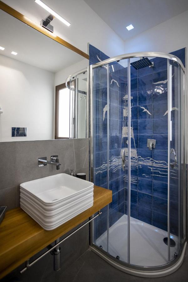 Acquaro Suite Apartments サン・ヴィート・ロ・カーポ エクステリア 写真