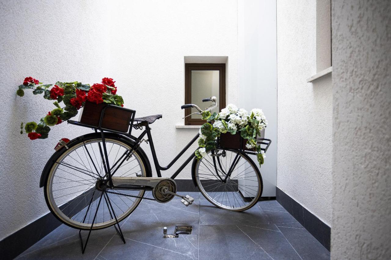 Acquaro Suite Apartments サン・ヴィート・ロ・カーポ エクステリア 写真