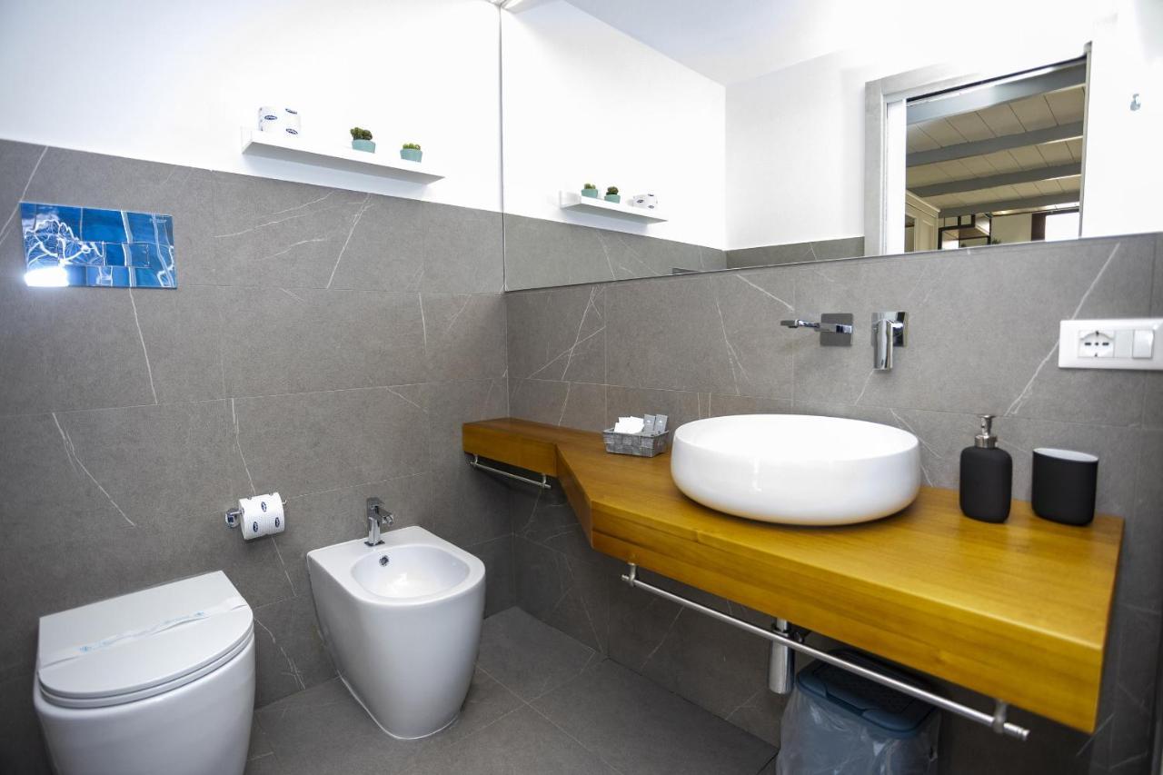 Acquaro Suite Apartments サン・ヴィート・ロ・カーポ 部屋 写真